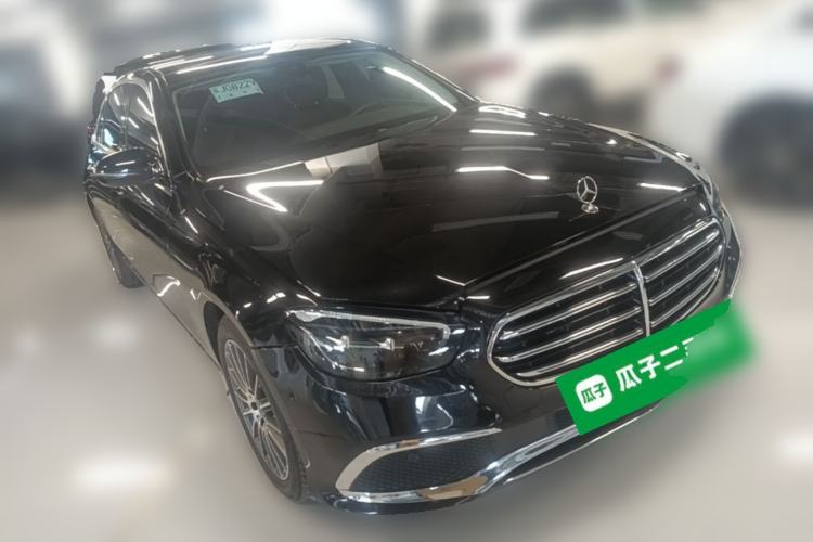 Used Mercedes-Benz E-Class 2022 E 260 L Front Right 45 Deg