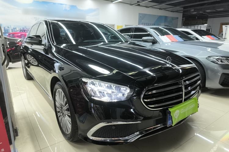 Used Mercedes-Benz E-Class 2022 Updated E 300 L Luxury Edition Front Right 45 Deg