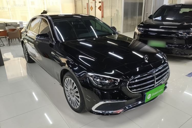 Used Mercedes-Benz E-Class 2022 E 300 L Luxury Model Front Right 45 Deg