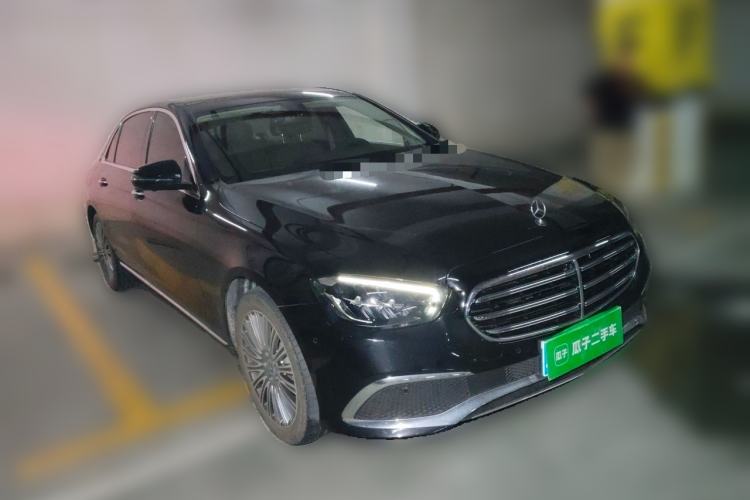 Used Mercedes-Benz E-Class 2022 Revised Version E 300 L Fashion Edition Front Right 45 Deg