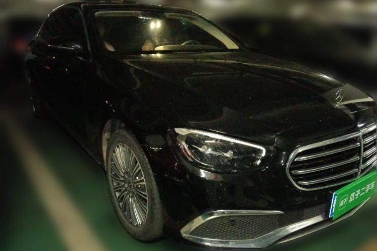 Used Mercedes-Benz E-Class 2022 Updated E 300 L Stylish Edition Front Right 45 Deg