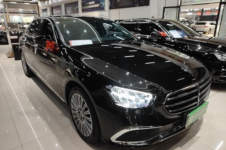Used Mercedes-Benz E-Class 2022 Revised Version E 300 L Fashion Edition Front Right 45 Deg