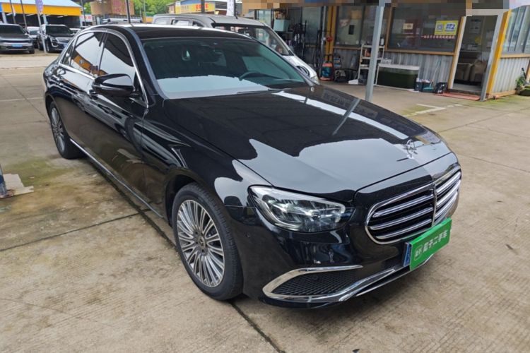 Used Mercedes-Benz E-Class 2022 Revised Version E 300 L Fashion Edition Front Right 45 Deg