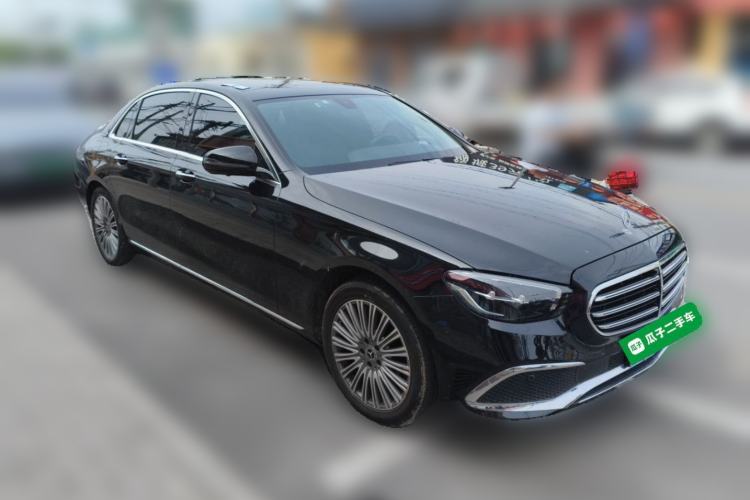 Used Mercedes-Benz E-Class 2022 Updated E 300 L Luxury Edition Front Right 45 Deg