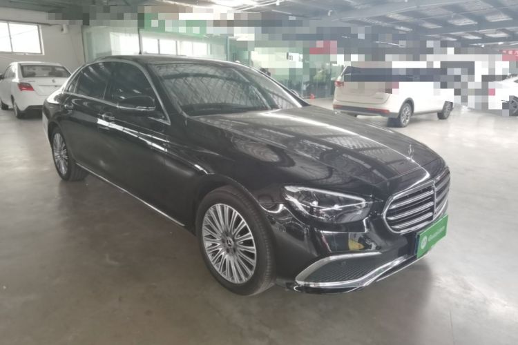 Used Mercedes-Benz E-Class 2022 Revised Version E 300 L Luxury Edition Front Right 45 Deg