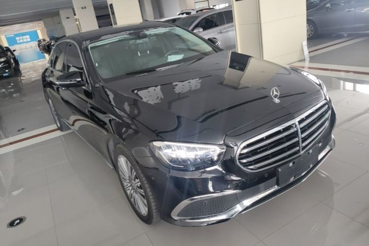 Used Mercedes-Benz E-Class 2022 Revised Version E 300 L Fashion Edition Front Right 45 Deg