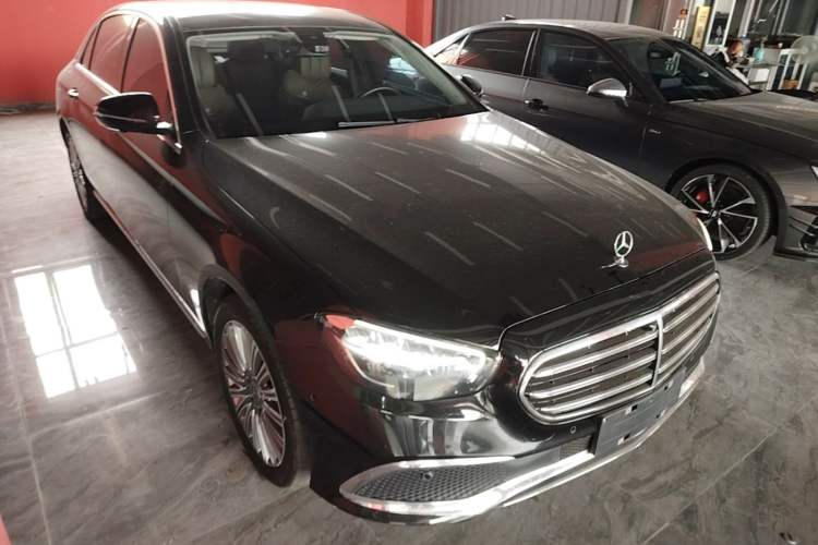Used Mercedes-Benz E-Class 2022 Second Facelift E 300 L Fashion Edition Front Right 45 Deg