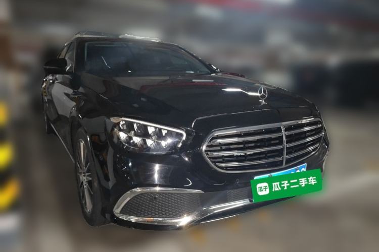 Used Mercedes-Benz E-Class 2022 Second Facelift E 260 L Front Right 45 Deg