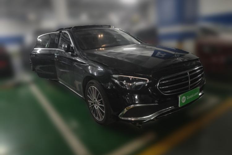 Used Mercedes-Benz E-Class 2022 Second Facelift E 260 L 4MATIC Front Right 45 Deg