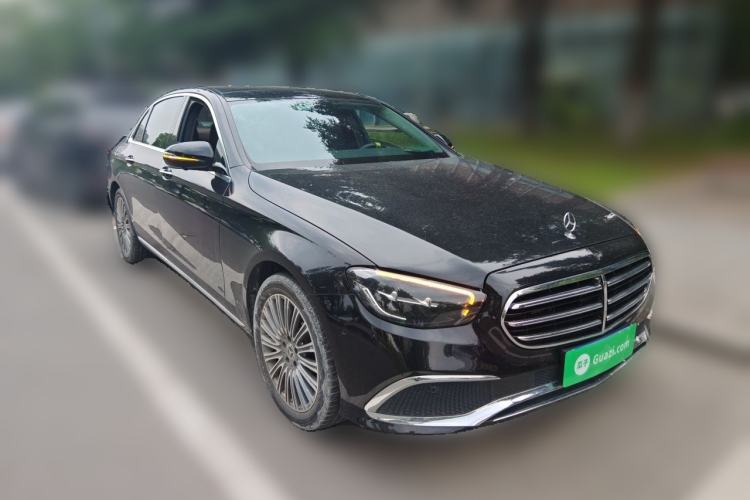 Used Mercedes-Benz E-Class 2022 E 300 L Luxury Model Front Right 45 Deg