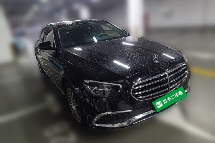 Used Mercedes-Benz E-Class 2022 E 260 L Front Right 45 Deg