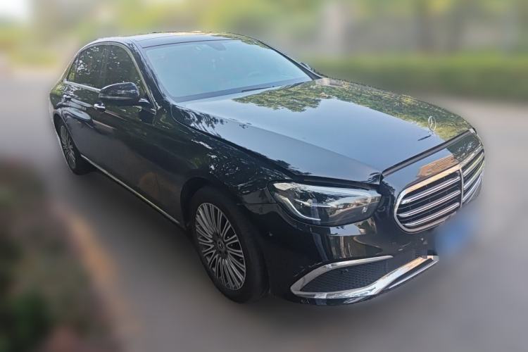 Used Mercedes-Benz E-Class 2022 Updated E 300 L Stylish Edition Front Right 45 Deg