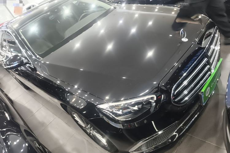 Used Mercedes-Benz E-Class 2022 Second Facelift E 260 L Front Right 45 Deg