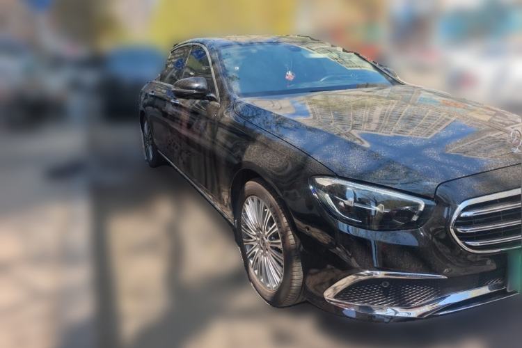 Used Mercedes-Benz E-Class 2022 Second Facelift E 300 L Luxury Edition Front Right 45 Deg