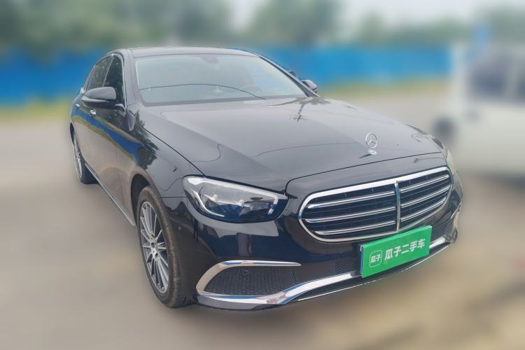 Used Mercedes-Benz E-Class 2022 Second Facelift E 260 L Front Right 45 Deg