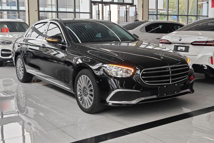 Used Mercedes-Benz E-Class 2022 Second Facelift E 300 L Fashion Edition Front Right 45 Deg