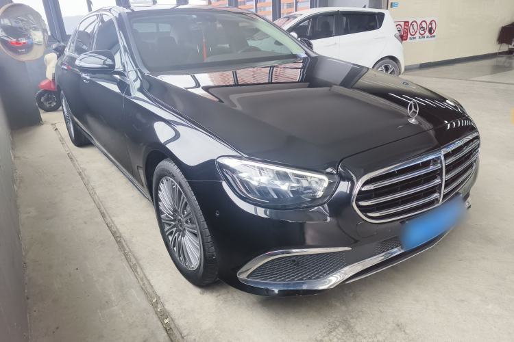 Used Mercedes-Benz E-Class 2022 E 300 L Luxury Model Front Right 45 Deg