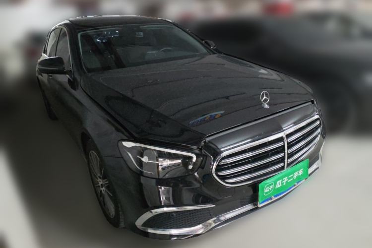Used Mercedes-Benz E-Class 2022 E 260 L Front Right 45 Deg