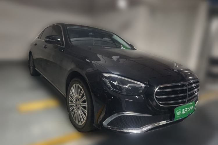 Used Mercedes-Benz E-Class 2022 Updated E 300 L Stylish Edition Front Right 45 Deg