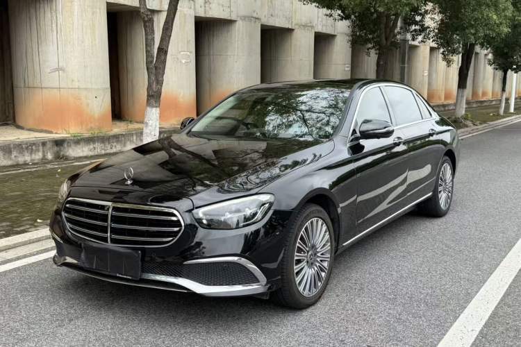 Used Mercedes-Benz E-Class 2022 Updated E 300 L Luxury Edition Guazi used car, China used car export, Used car for sale, Used cars, Cheapest cars for sale