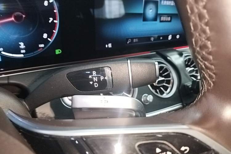 Used Mercedes-Benz E-Class 2022 Revised Version E 300 L Fashion Edition Gear Lever