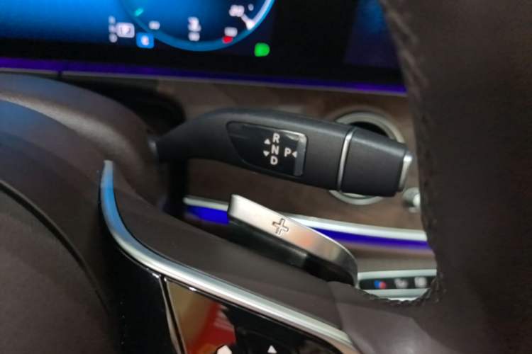 Used Mercedes-Benz E-Class 2022 E 300 L Stylish Model Gear Lever