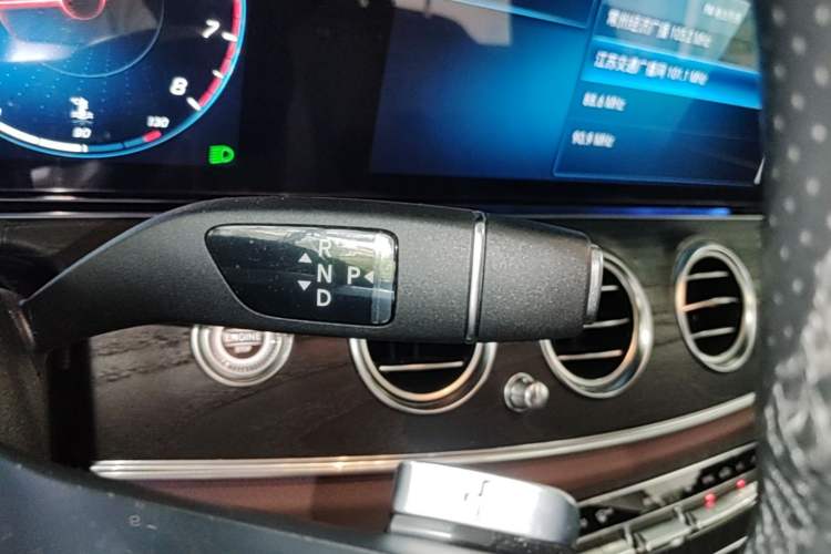Used Mercedes-Benz E-Class 2022 Revised E 300 L Sporty and Stylish Edition Gear Lever