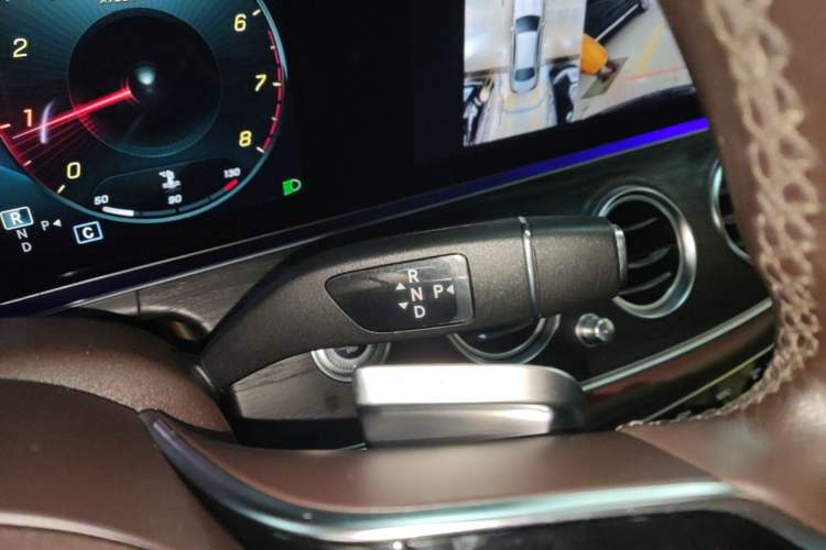 Used Mercedes-Benz E-Class 2022 Revised Version E 300 L Luxury Edition Gear Lever