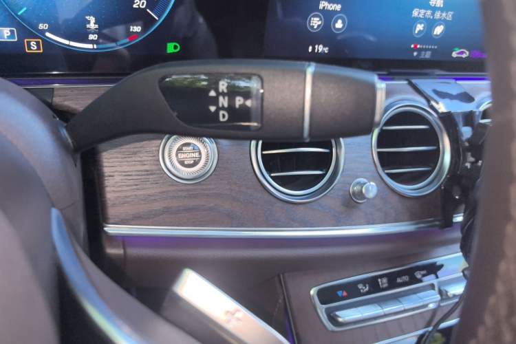 Used Mercedes-Benz E-Class 2022 Revised Version E 300 L Fashion Edition Gear Lever