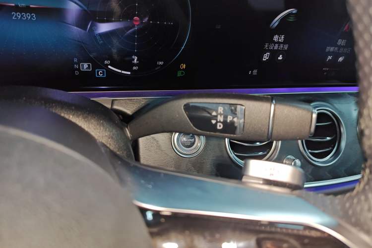 Used Mercedes-Benz E-Class 2022 E 260 Stylish Sports Edition Gear Lever