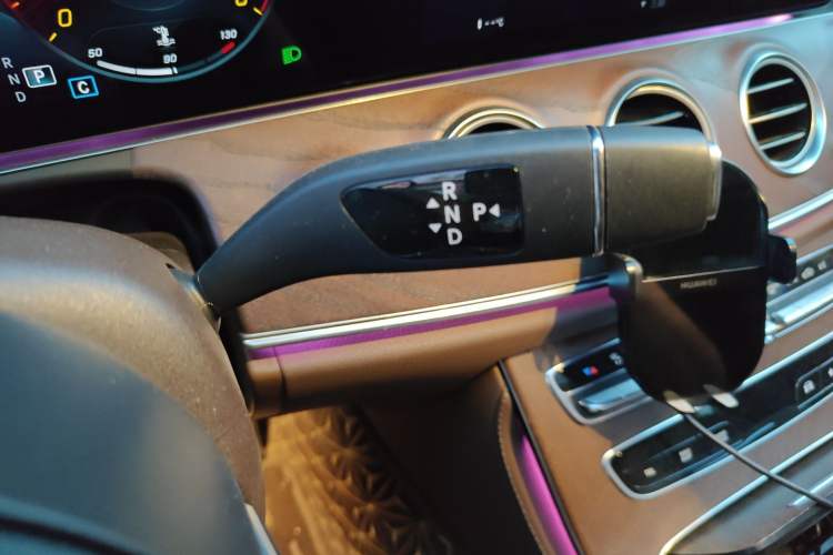 Used Mercedes-Benz E-Class 2022 Revised Version E 300 L Luxury Edition Gear Lever