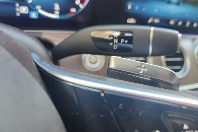 Used Mercedes-Benz E-Class 2022 Revised E 300 L Sport Luxury Edition Gear Lever