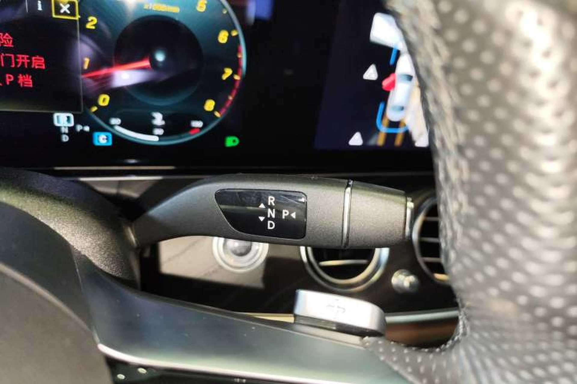 Used Mercedes-Benz E-Class 2022 Second Facelift E 300 L Sport Luxury Edition Gear Lever