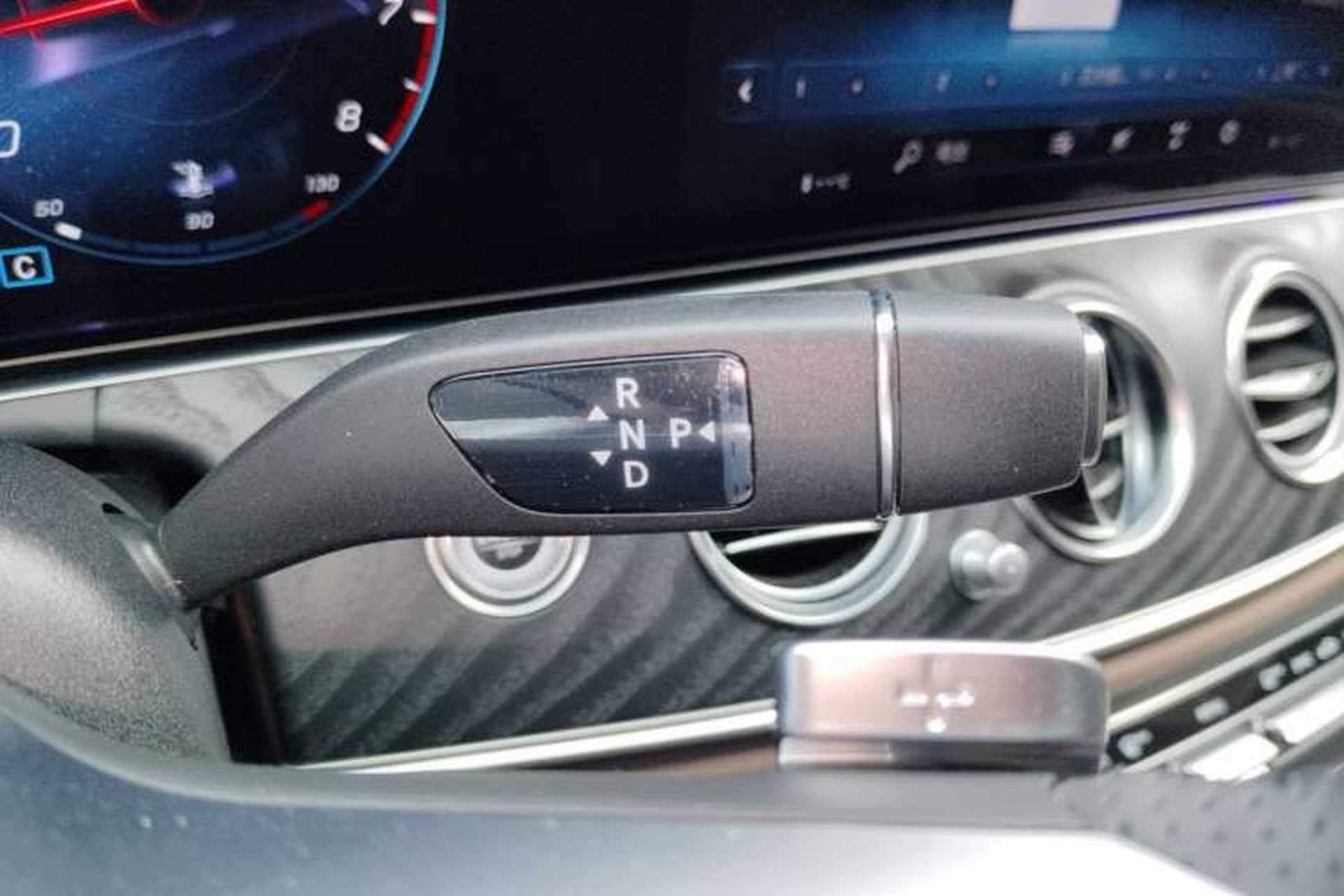 Used Mercedes-Benz E-Class 2022 E 260 Stylish Sports Edition Gear Lever