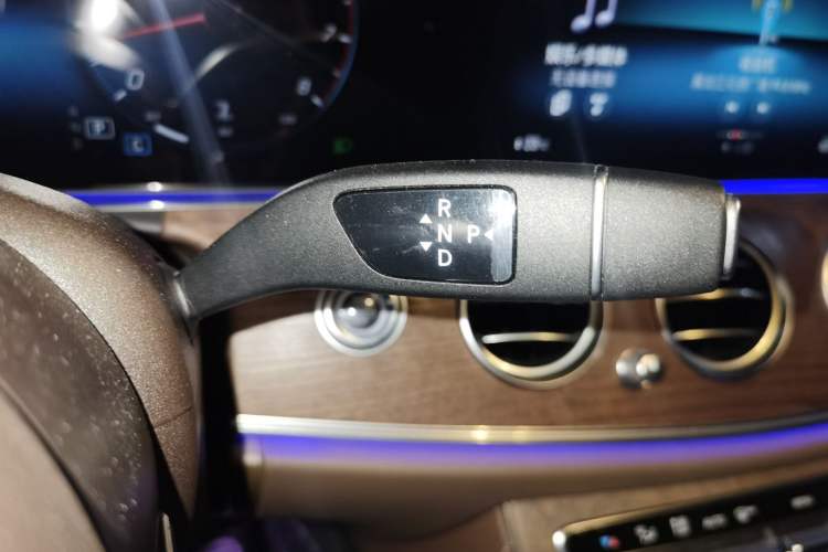 Used Mercedes-Benz E-Class 2022 Revised Version E 300 L Luxury Edition Gear Lever