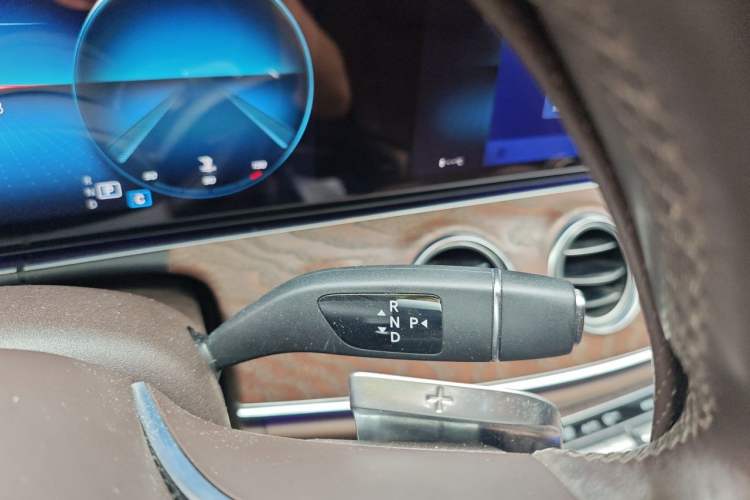 Used Mercedes-Benz E-Class 2022 E 260 L Gear Lever