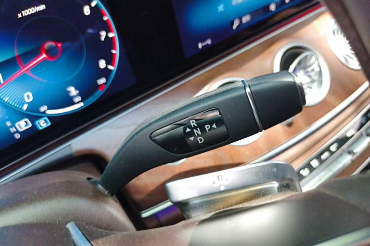 Used Mercedes-Benz E-Class 2022 Revised Version E 300 L Luxury Edition Gear Lever