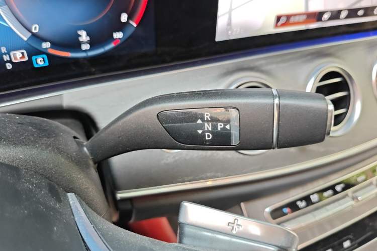 Used Mercedes-Benz E-Class 2022 E 300 L Luxury Model Gear Lever