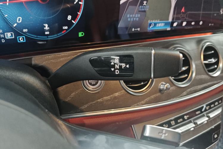 Used Mercedes-Benz E-Class 2022 E 300 L Sport Luxury Edition Gear Lever