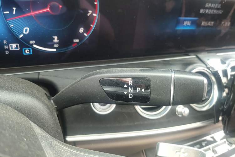 Used Mercedes-Benz E-Class 2022 Second Facelift E 300 L Sporty and Stylish Edition Gear Lever