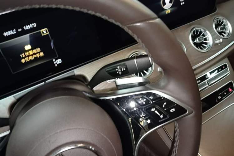 Used Mercedes-Benz E-Class 2022 E 300 L Luxury Model Gear Lever