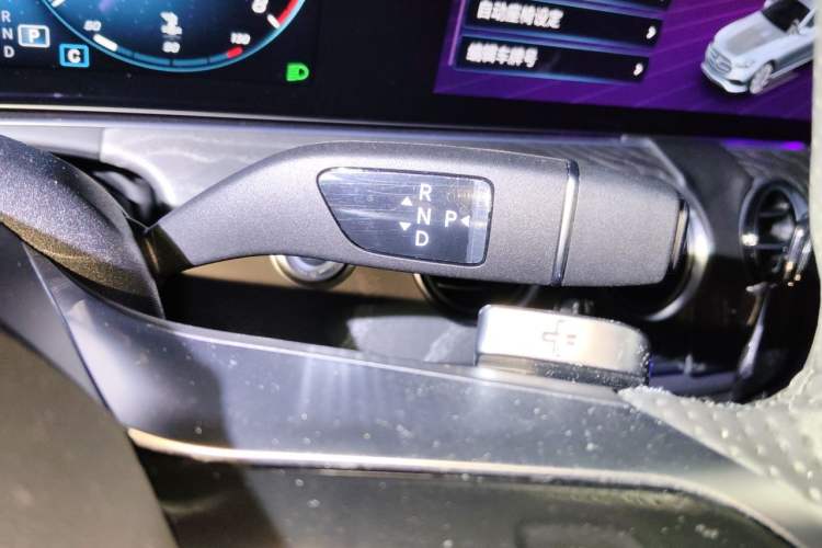 Used Mercedes-Benz E-Class 2022 Revised E 300 L Sporty and Stylish Edition Gear Lever