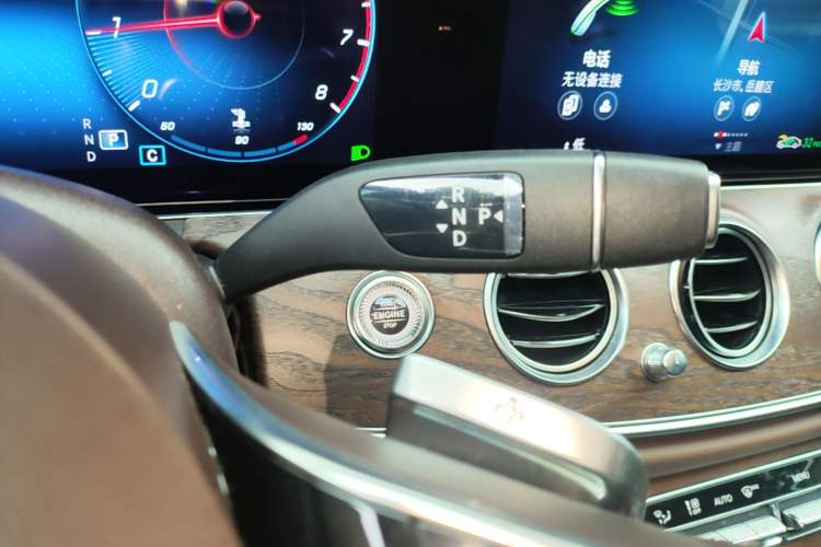 Used Mercedes-Benz E-Class 2022 Second Facelift E 260 L Gear Lever