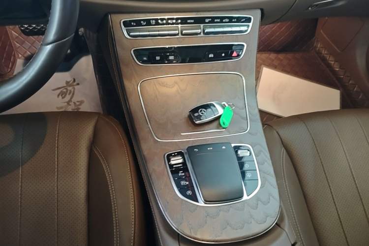 Used Mercedes-Benz E-Class 2022 E 300 L Luxury Model Gear Lever