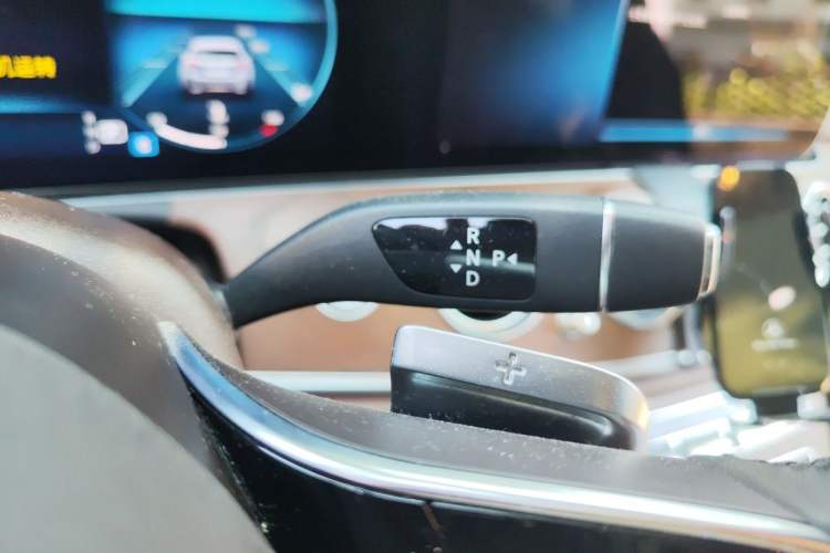 Used Mercedes-Benz E-Class 2022 E 300 L Stylish Model Gear Lever