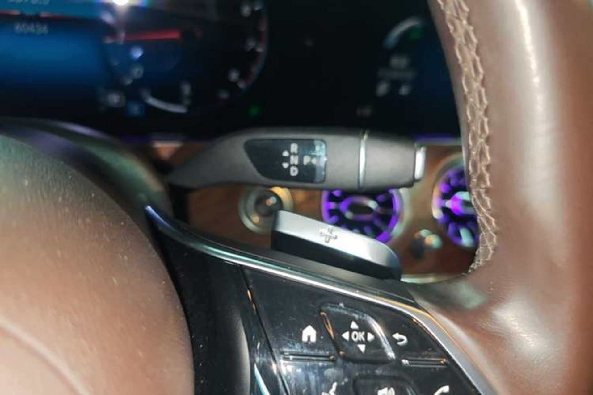 Used Mercedes-Benz E-Class 2022 Second Facelift E 300 L Fashion Edition Gear Lever