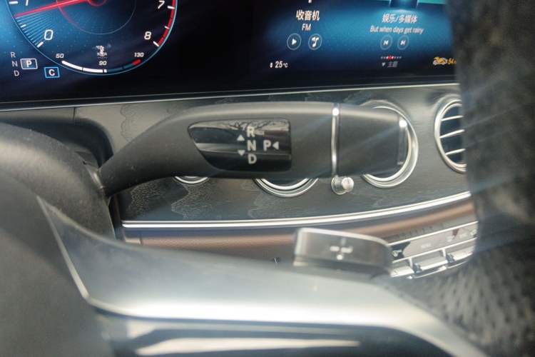 Used Mercedes-Benz E-Class 2022 E 300 Stylish Sports Edition Gear Lever