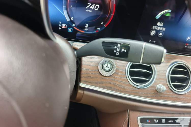 Used Mercedes-Benz E-Class 2022 E 260 L Gear Lever