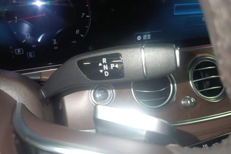 Used Mercedes-Benz E-Class 2022 E 260 L Gear Lever