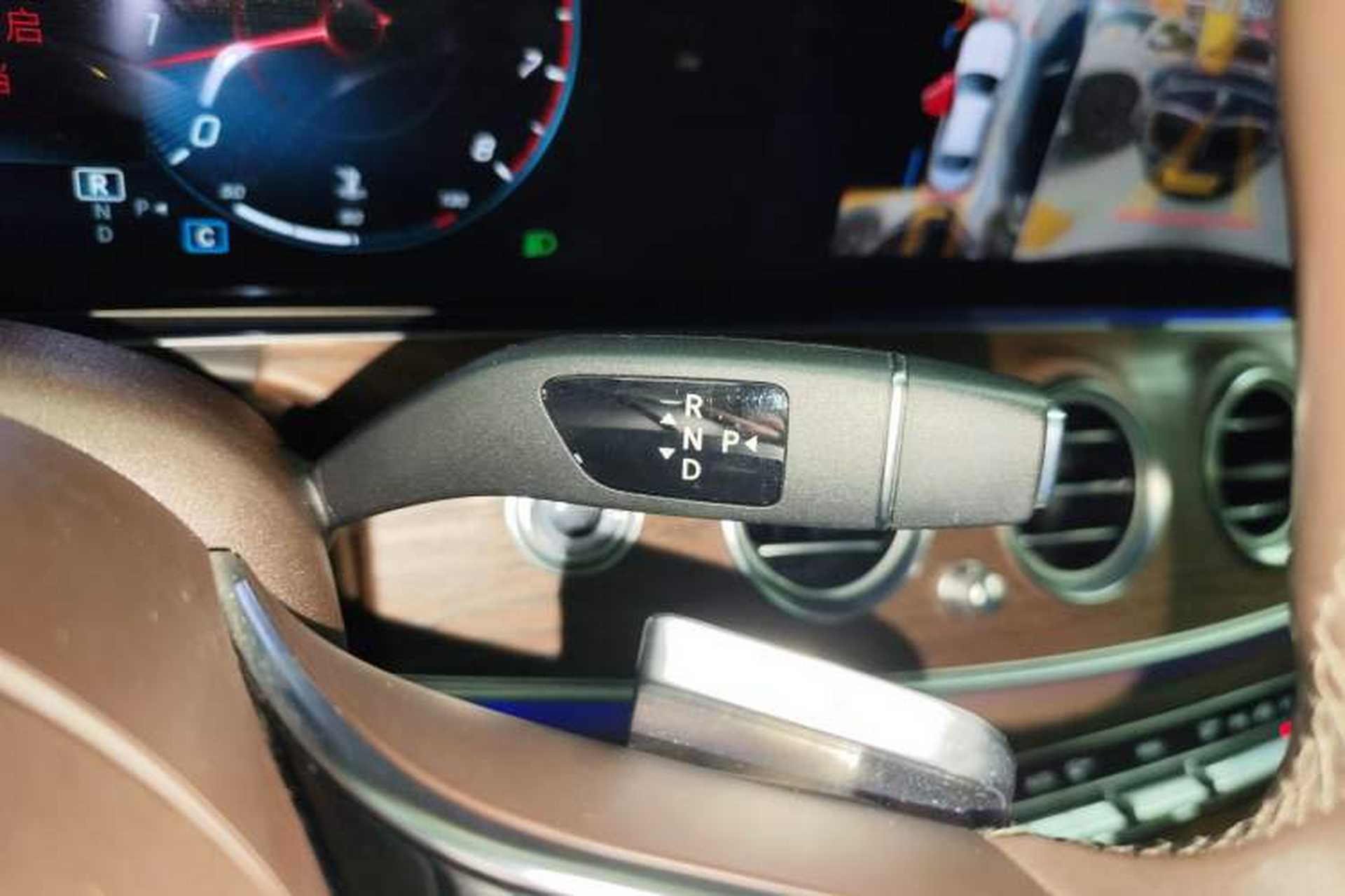 Used Mercedes-Benz E-Class 2022 E 300 L Luxury Model Gear Lever